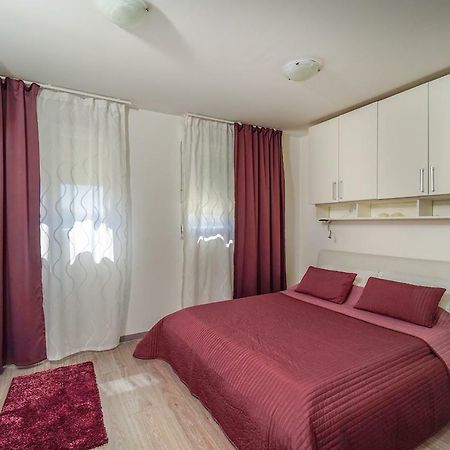 Stay In Сплит Экстерьер фото